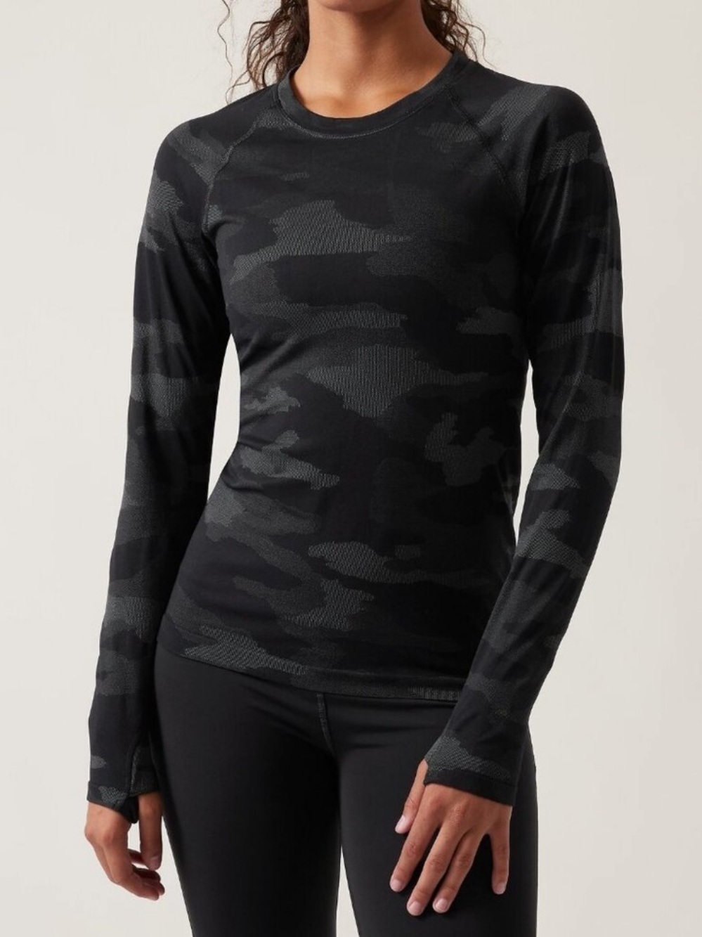Athleta Momentum Black Camo Long Sleeve Top Size Medium